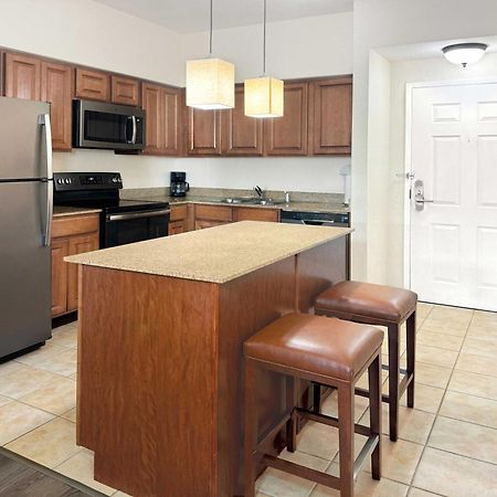 Floridays Orlando Two & Three Bed Rooms Condo Resort Williamsburg Exterior photo