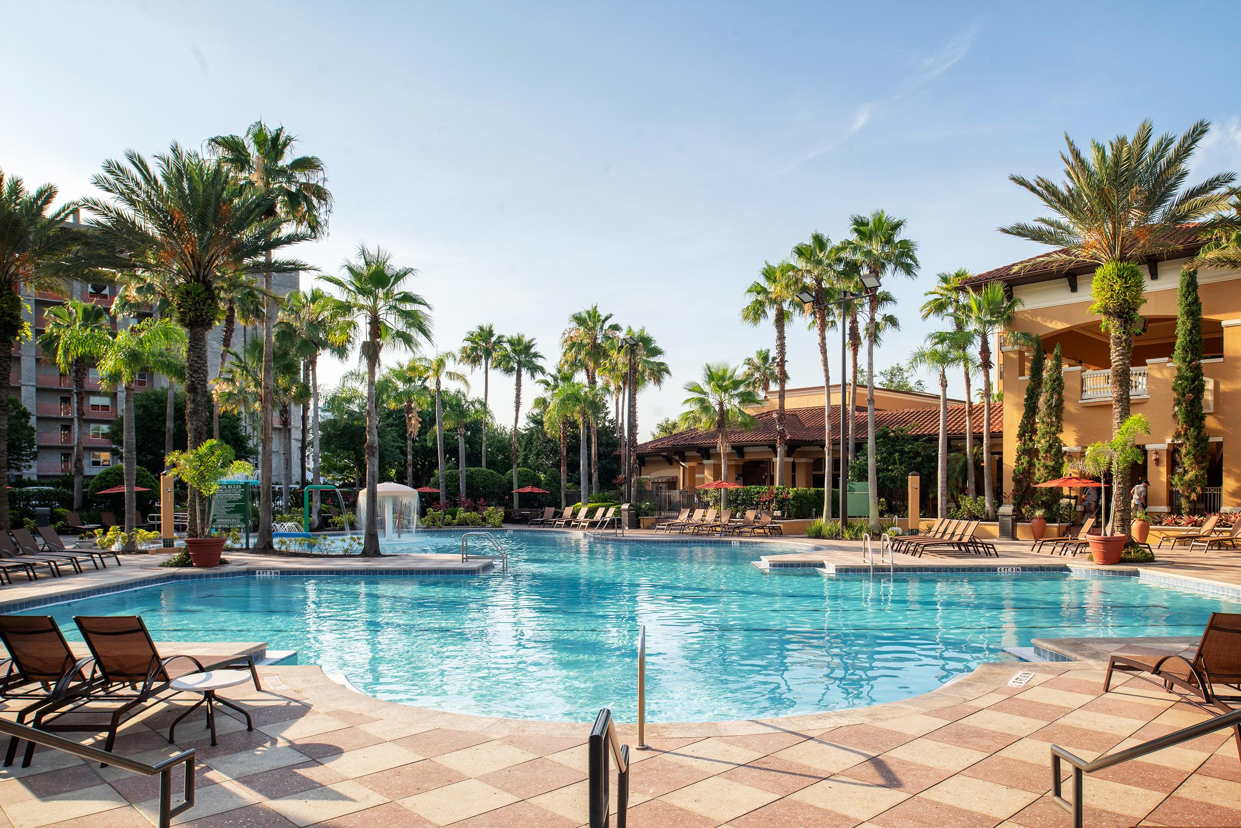 Floridays Orlando Two & Three Bed Rooms Condo Resort Williamsburg Exterior photo