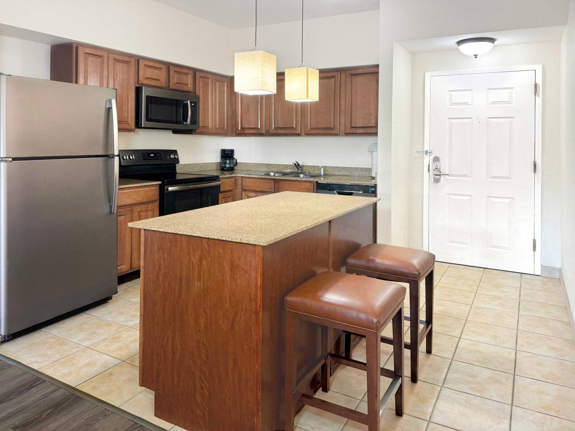 Floridays Orlando Two & Three Bed Rooms Condo Resort Williamsburg Exterior photo